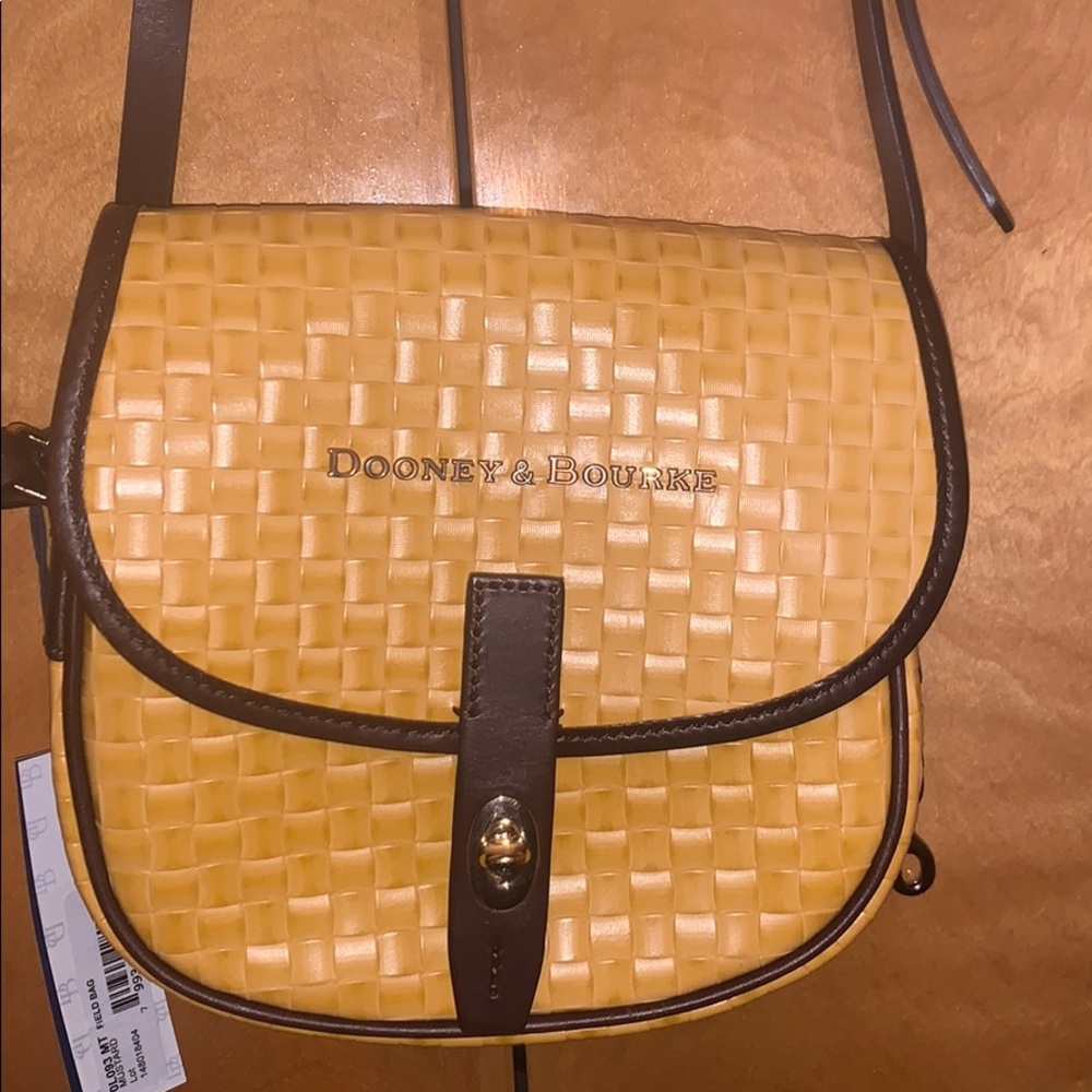 💗DOONEY&BOURKE YELLOW FIELD BAG💗